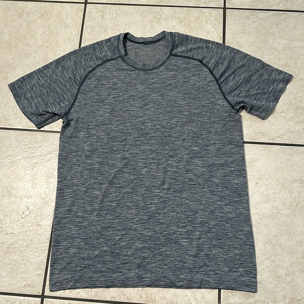 Lululemon Men’s‎ Metal Vent Tech Surge Short Sleeve